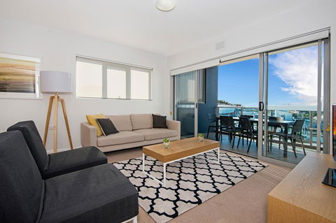 Allure Hotel & Apartments - Sunshine Coast Guide 37