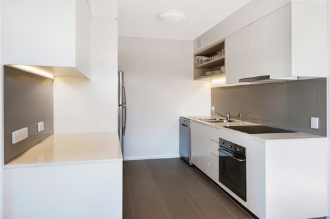 Allure Hotel & Apartments - Sunshine Coast Guide 38