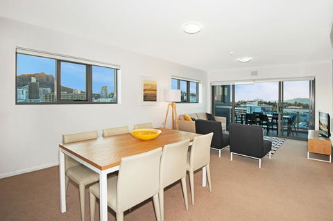 Allure Hotel & Apartments - Sunshine Coast Guide 7