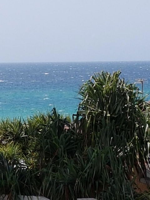 Surfers Chalet - Sunshine Coast Guide 27