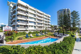 Book Surfers Paradise Accommodation Sunshine Coast Guide Sunshine Coast Guide