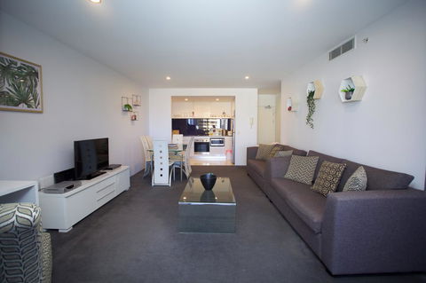 Circle Luxury Holidays - Sunshine Coast Guide 2