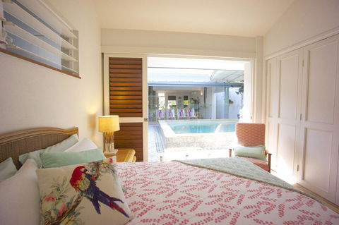 [ ANDY'S BEACH HOUSE ] - Sunshine Coast Guide 19