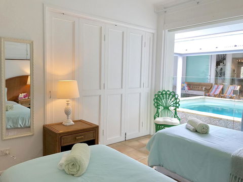 [ ANDY'S BEACH HOUSE ] - Sunshine Coast Guide 32