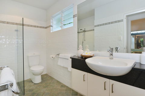 [ ANDY'S BEACH HOUSE ] - Sunshine Coast Guide 29