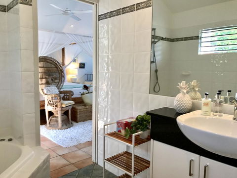 [ ANDY'S BEACH HOUSE ] - Sunshine Coast Guide 38
