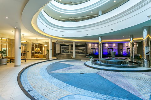 Mantra Towers Of Chevron - Sunshine Coast Guide 5