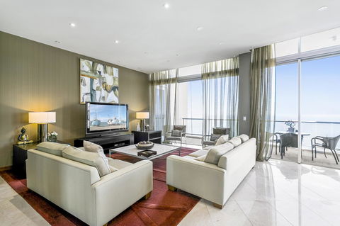 Mantra Towers Of Chevron - Sunshine Coast Guide 9