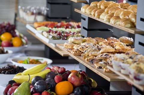 Q1 Resort & Spa - Official - Sunshine Coast Guide 22