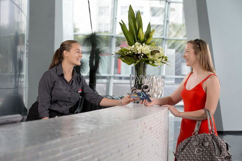 Q1 Resort & Spa - Official - Sunshine Coast Guide 32