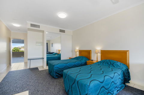 Madison Ocean Breeze Apartments - Sunshine Coast Guide 10