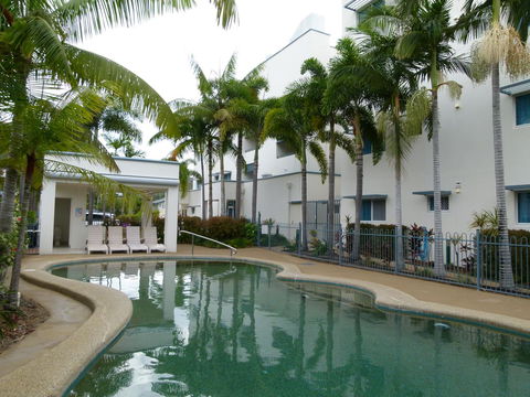 Madison Ocean Breeze Apartments - Sunshine Coast Guide 16