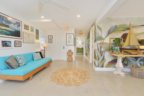 Jamaica Beach House - Sunshine Coast Guide 40