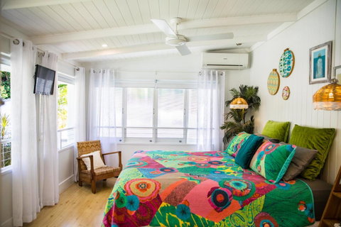 Jamaica Beach House - Sunshine Coast Guide 8