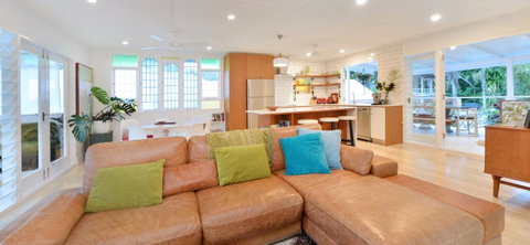 Jamaica Beach House - Sunshine Coast Guide 38