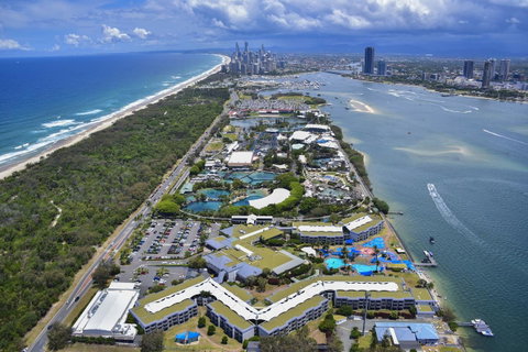 Sea World Resort - Sunshine Coast Guide 15