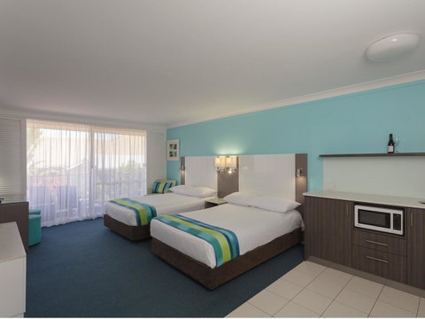 Sea World Resort - Sunshine Coast Guide 2