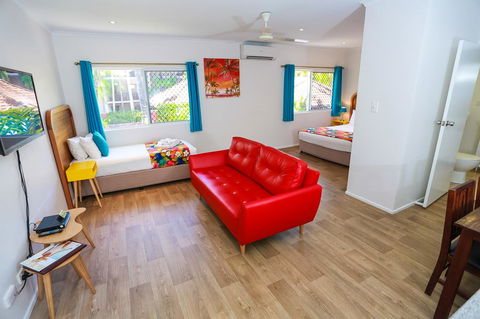 Port Douglas Motel - Sunshine Coast Guide 4