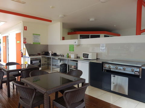 Port Douglas Motel - Sunshine Coast Guide 35