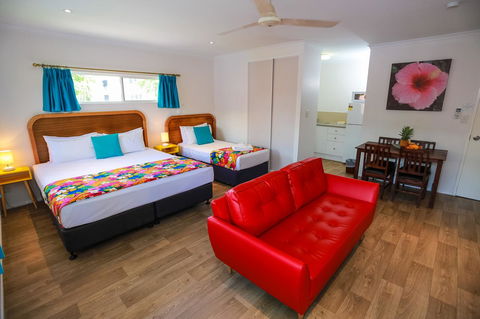 Port Douglas Motel - Sunshine Coast Guide 2
