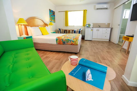 Port Douglas Motel - Sunshine Coast Guide 16