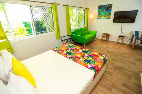 Port Douglas Motel - Sunshine Coast Guide 9