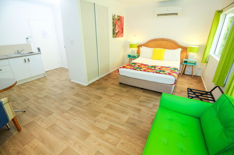 Port Douglas Motel - Sunshine Coast Guide 10