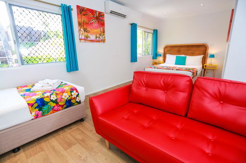 Port Douglas Motel - Sunshine Coast Guide 5