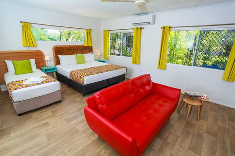 Port Douglas Motel - Sunshine Coast Guide 8