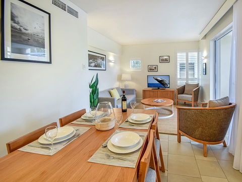 Laguna On Hastings - Sunshine Coast Guide 40