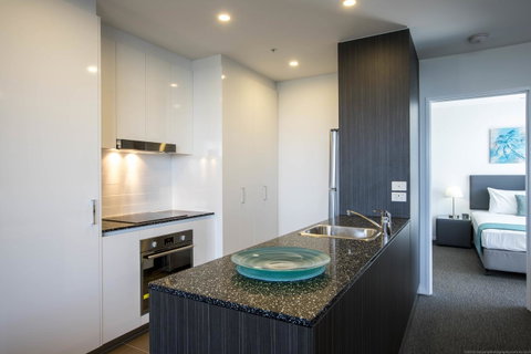 Synergy Broadbeach - Official - Sunshine Coast Guide 1