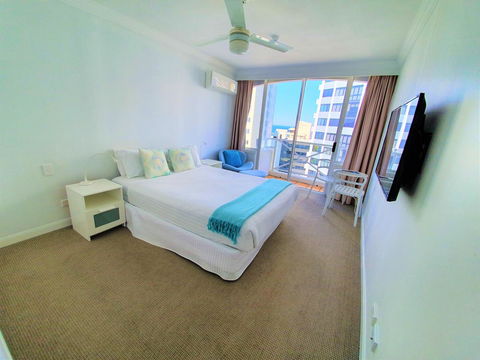 Broadbeach Holiday Apartments - Sunshine Coast Guide 19