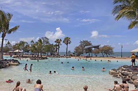 Proximity Waterfront Apartments - Sunshine Coast Guide 1