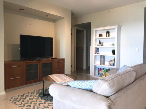 Proximity Waterfront Apartments - Sunshine Coast Guide 20