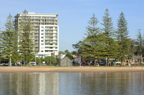 Proximity Waterfront Apartments - Sunshine Coast Guide 37
