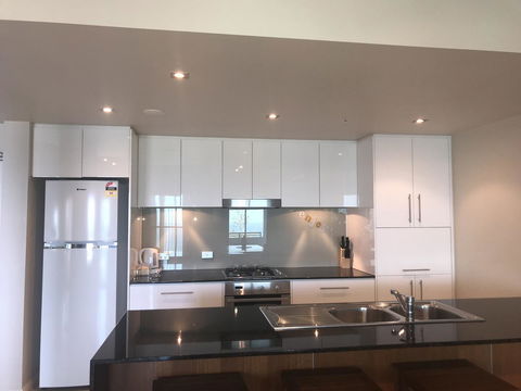 Proximity Waterfront Apartments - Sunshine Coast Guide 7