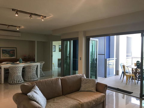 Proximity Waterfront Apartments - Sunshine Coast Guide 17