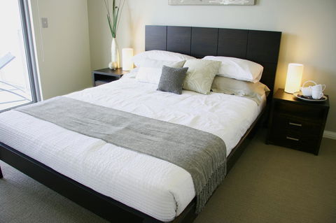 Proximity Waterfront Apartments - Sunshine Coast Guide 36