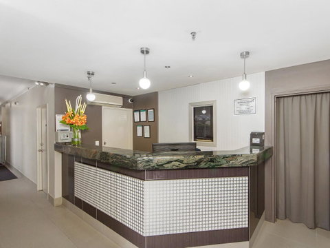 Sunbird Beach Resort Main Beach - Sunshine Coast Guide 43