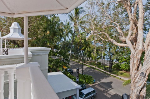 Sarayi Boutique Hotel - Sunshine Coast Guide 30