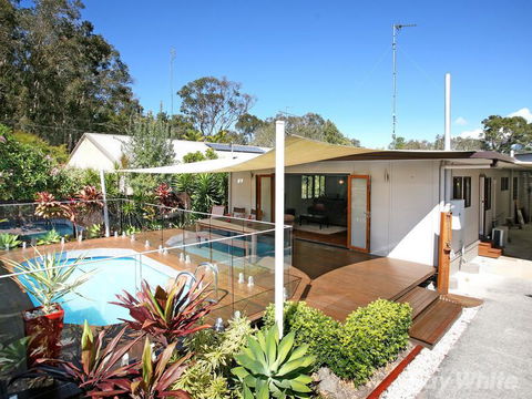 Beach House On Jones Parade, Central Coolum Beach - Sunshine Coast Guide 2