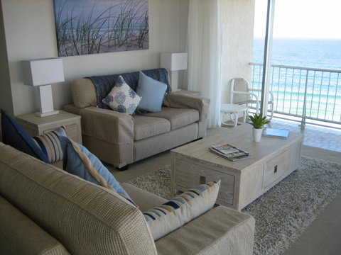Talisman Apartments - Sunshine Coast Guide 10