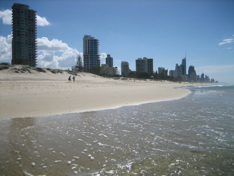 Talisman Apartments - Sunshine Coast Guide 9