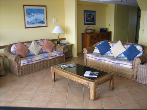 Talisman Apartments - Sunshine Coast Guide 18