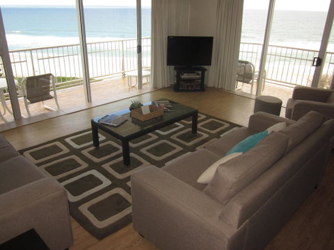 Talisman Apartments - Sunshine Coast Guide 14