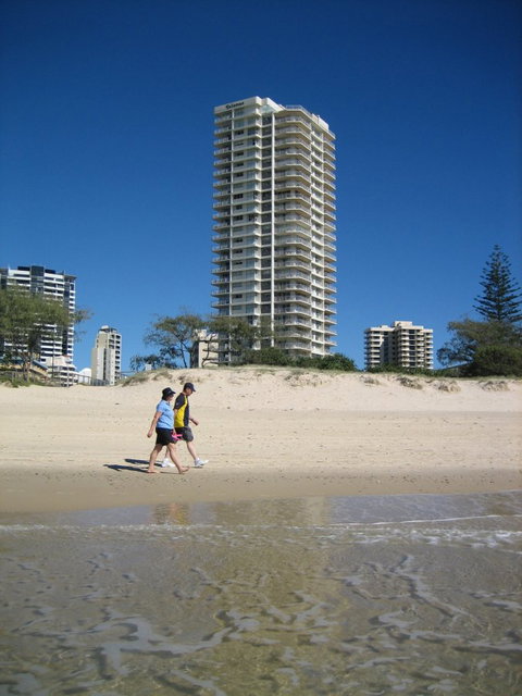 Talisman Apartments - Sunshine Coast Guide 6