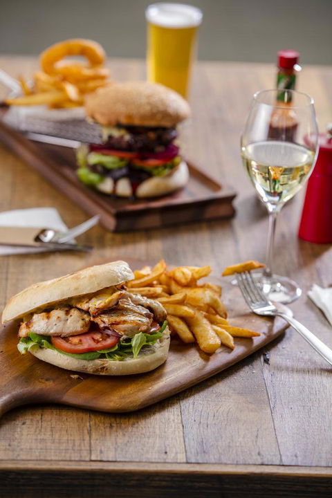 Ibis Mackay - Sunshine Coast Guide 17