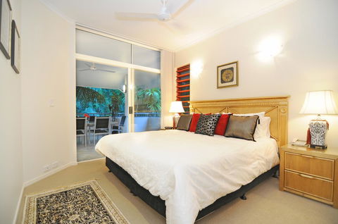 Oasis At Palm Cove - Sunshine Coast Guide 3