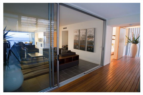 1 Bright Point Apartment 5201 - Sunshine Coast Guide 2