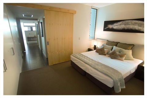 1 Bright Point Apartment 5201 - Sunshine Coast Guide 10